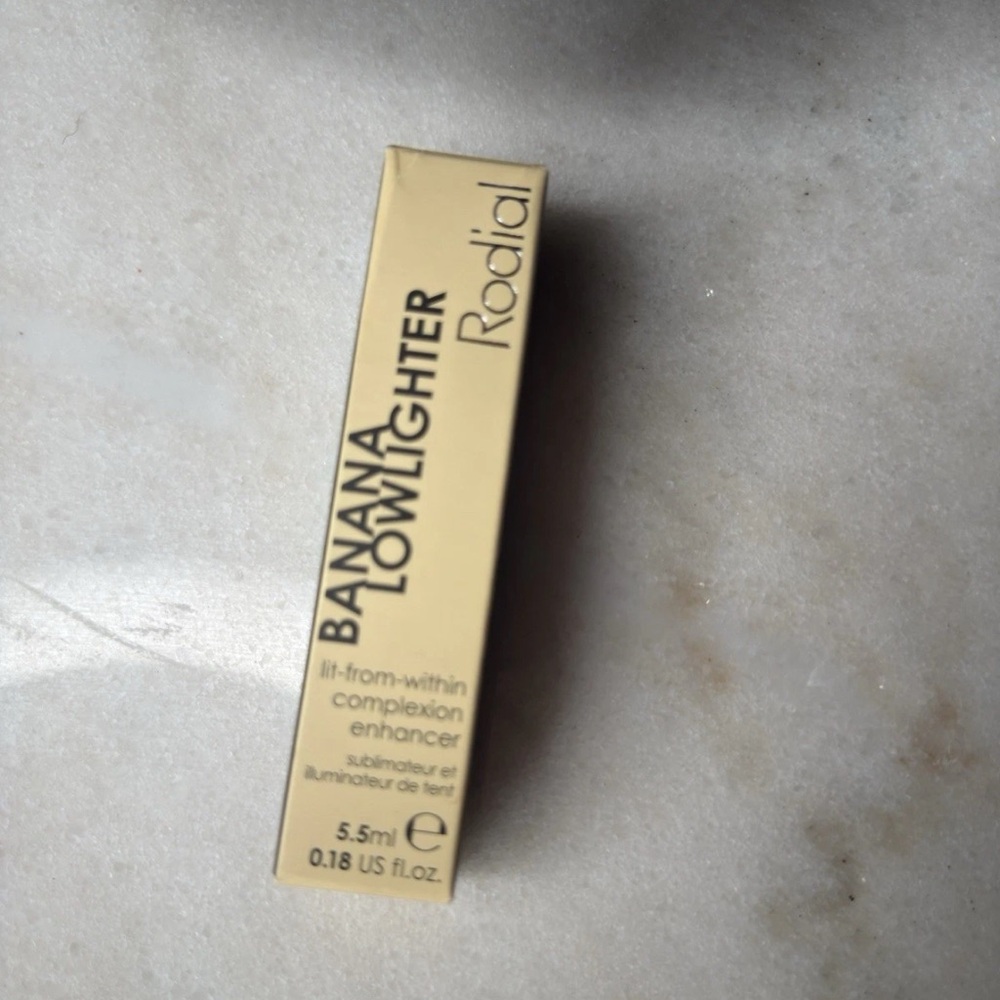 Rodial Banana Lowlighter - Subtle Glow Enhancer